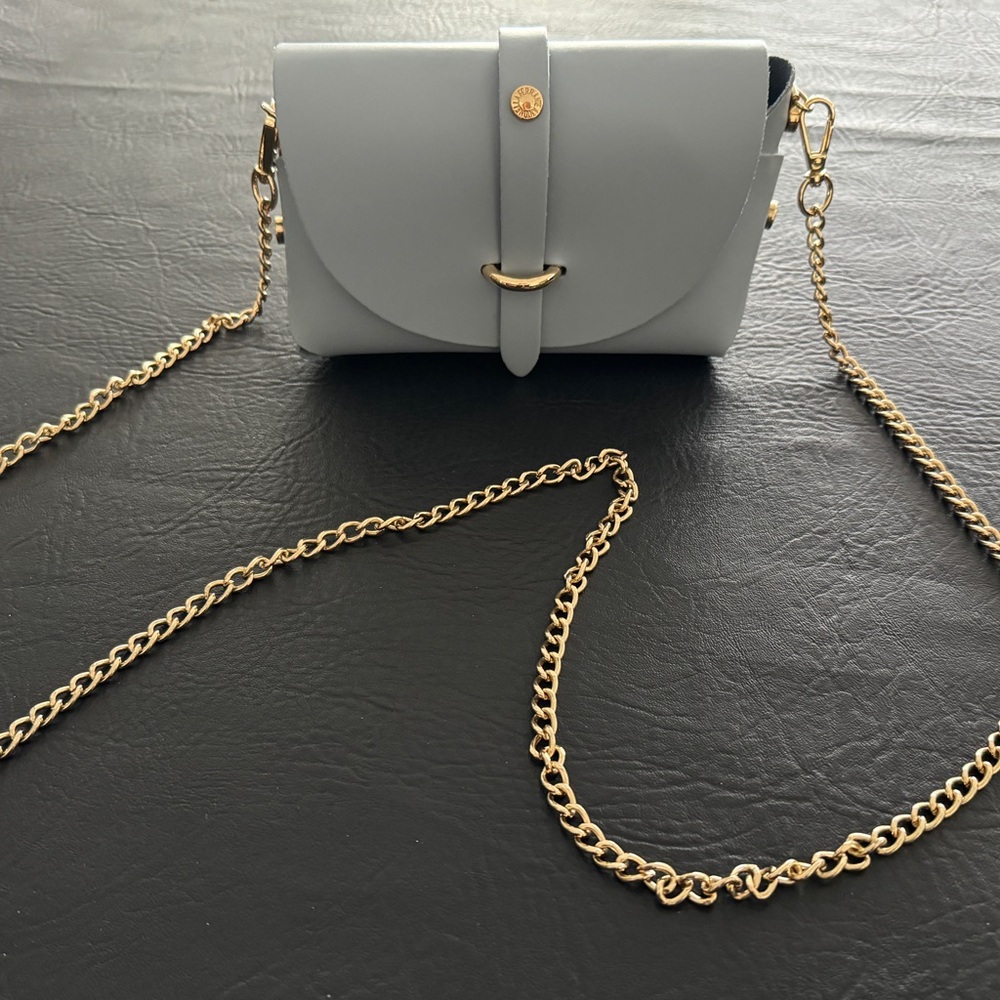 Elegant Baby Blue Women's Italian Leather Bag w Crossbody Chain From Italy! NEW